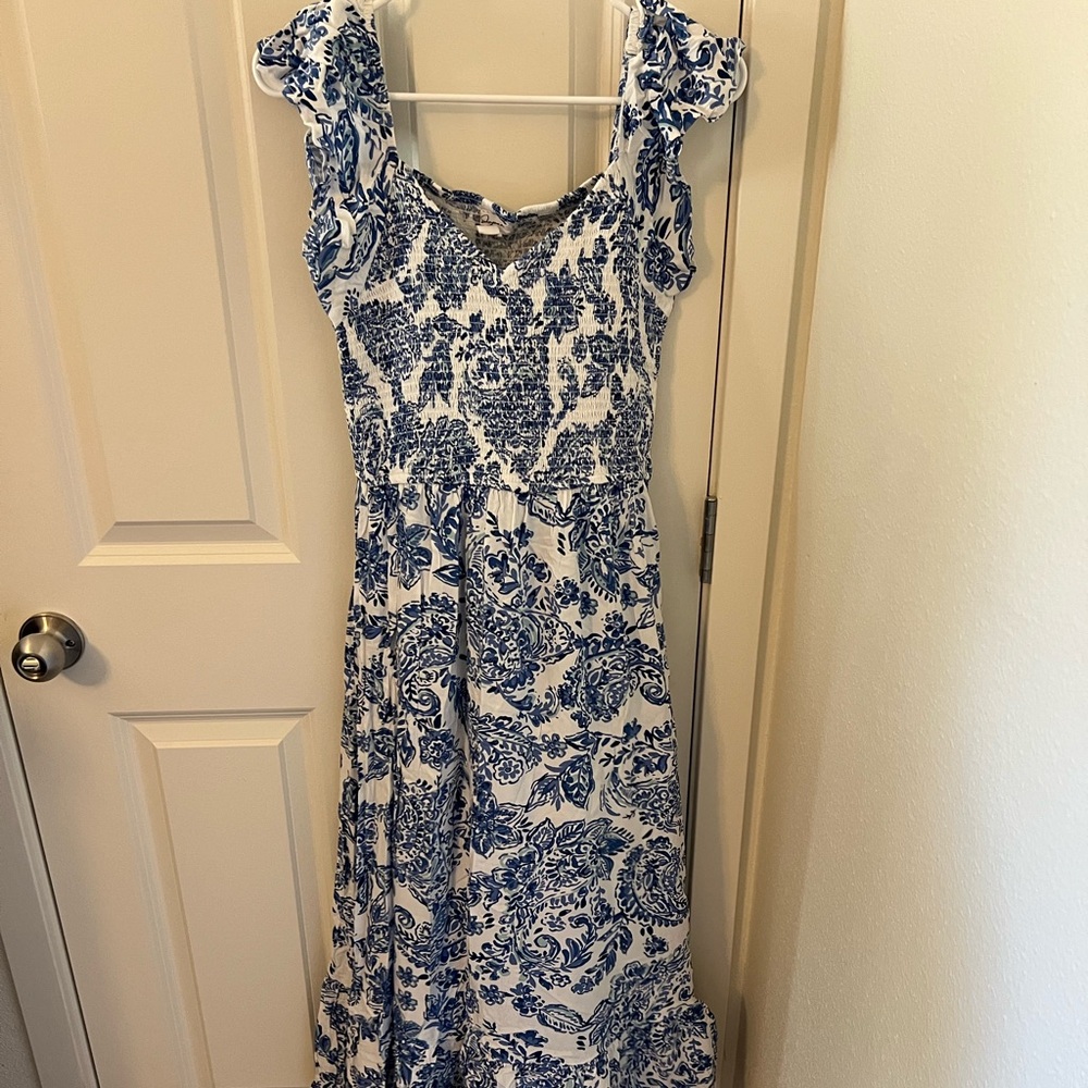 blue and white floral dress